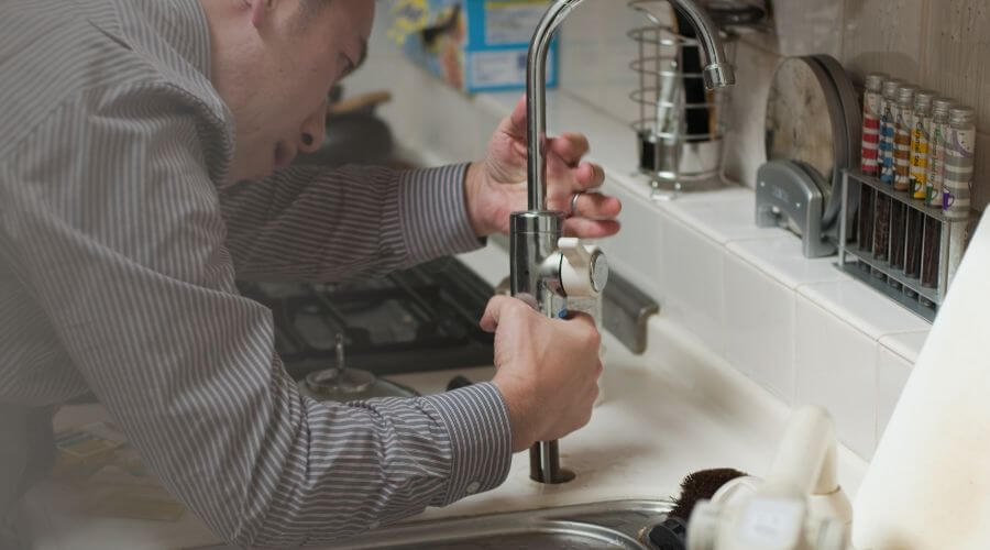 Local expert plumbing services in Rothville, MO